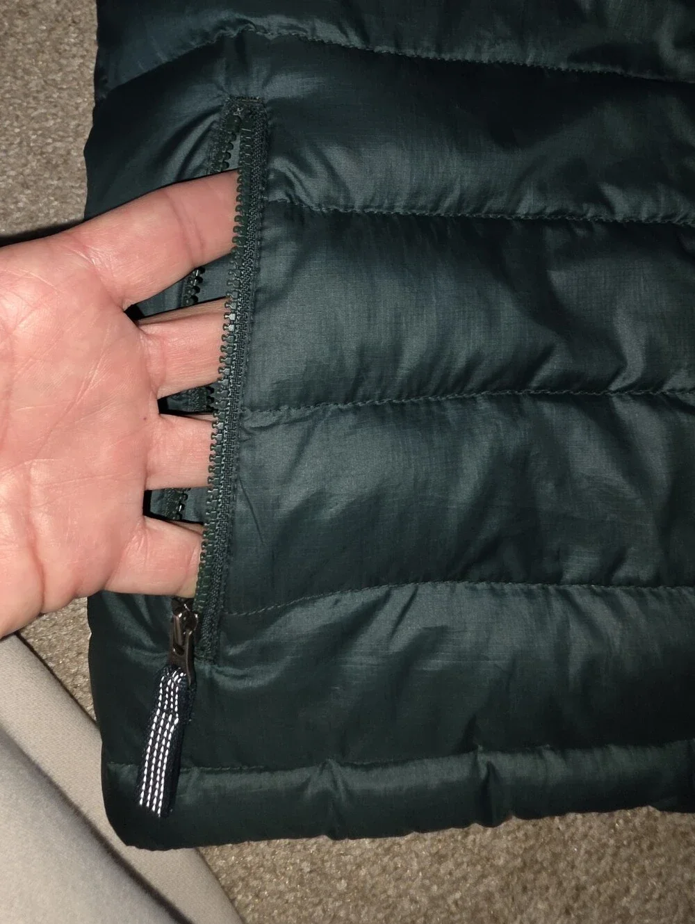 Patagonia Forest Green Down Puffer kids jacket size 10 - Picture 11 of 12